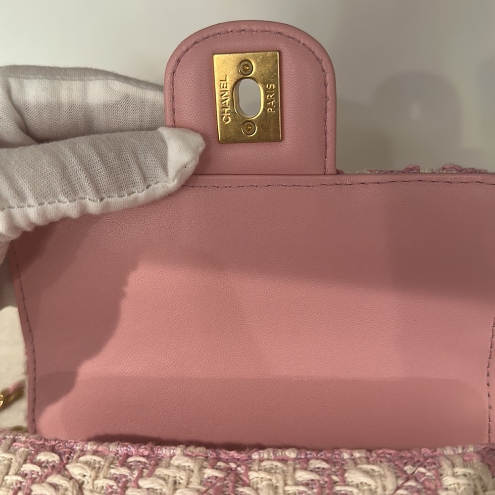 Chanel Pink Quilted Tweed Top Handle Bag 2023 - Picture 5 of 9